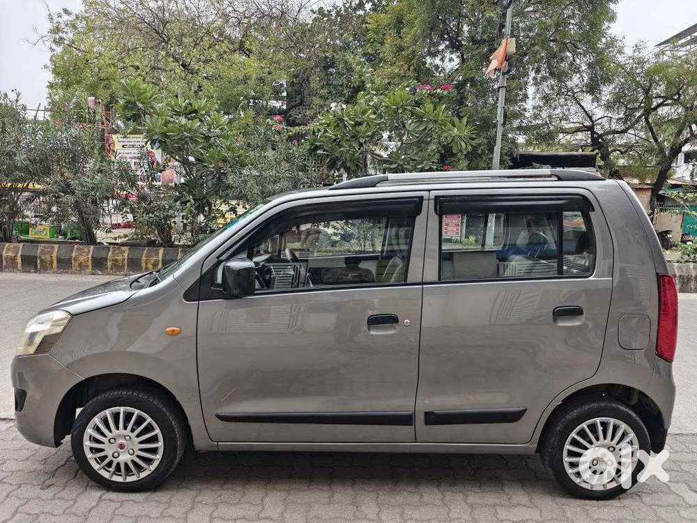 Maruti Suzuki Wagon R 1.0 Vxi Amt, 2017, Petrol