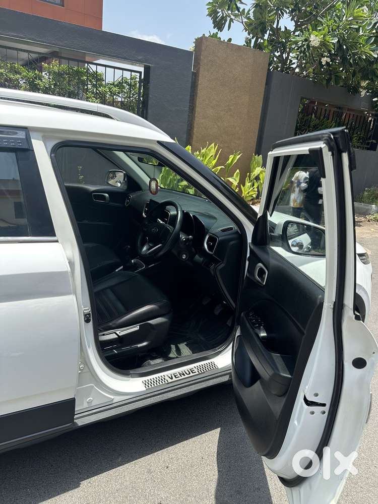 Hyundai Venue S Plus Mt 1.2 Kappa, 2020, Petrol
