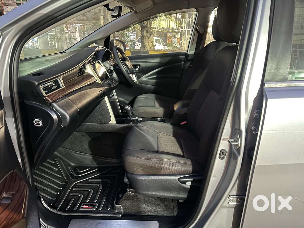 Toyota Innova Crysta