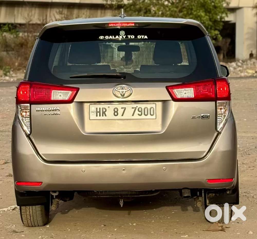 Toyota Innova Crysta [2020-ongoing] 2.4 Gx 7 Str, 2017, Diesel