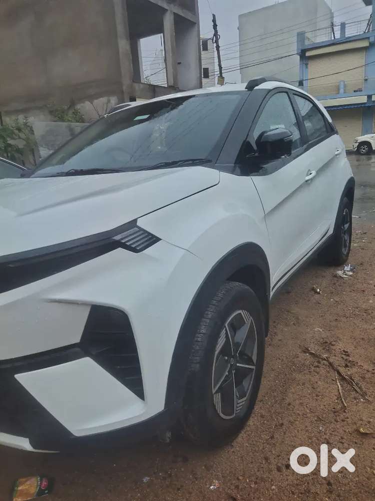 Tata Nexon 2024 Petrol