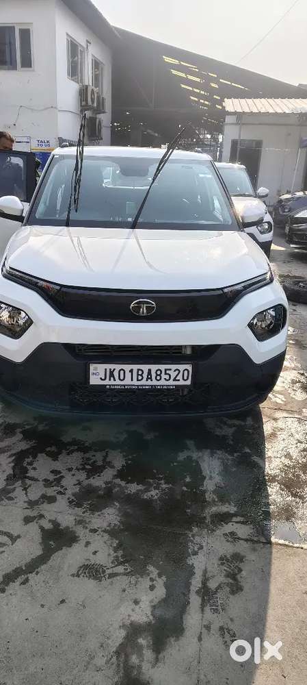 Tata Punch 2025 Petrol Well Maintained