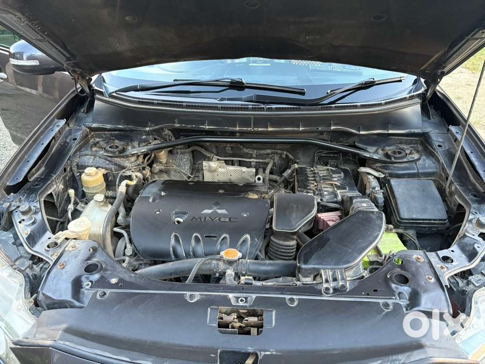 Mitsubishi Outlander 2011 Petrol Good Condition