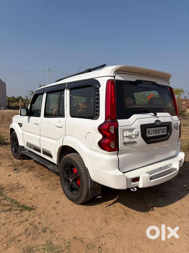 Mahindra Scorpio 2016 Diesel Well Maintained And Good Condtion