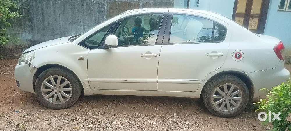 Maruti Suzuki Sx4 2011
