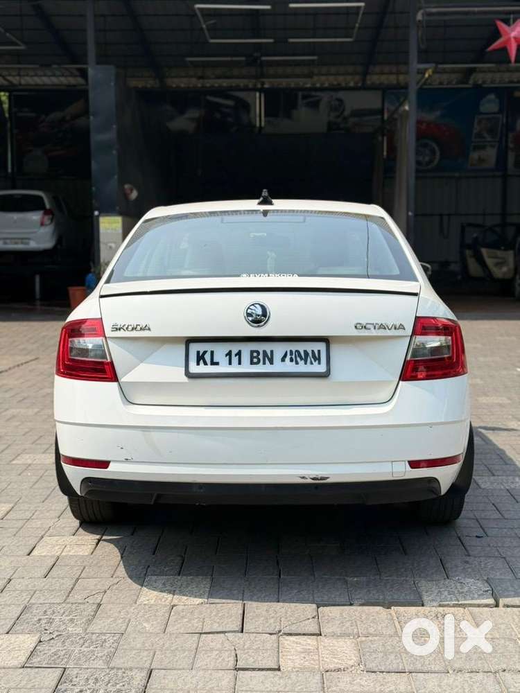 Skoda Octavia 2018 Petrol 551677 Km Driven