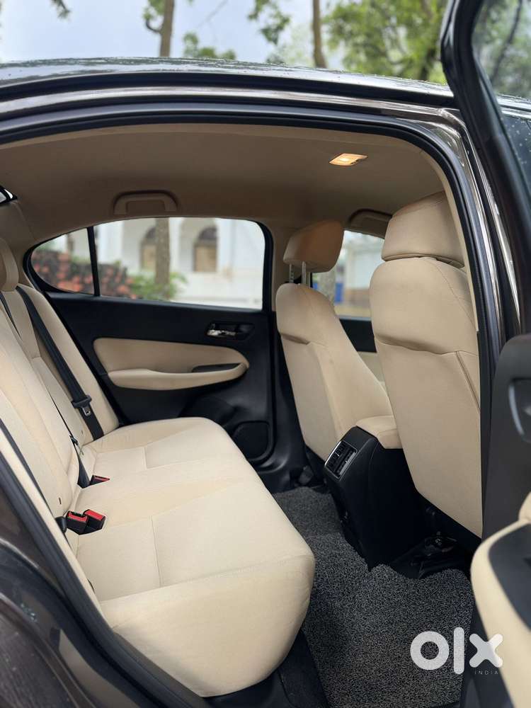 Honda City 1.5 V 5th Gen I-vtec Mt, 2022, Petrol