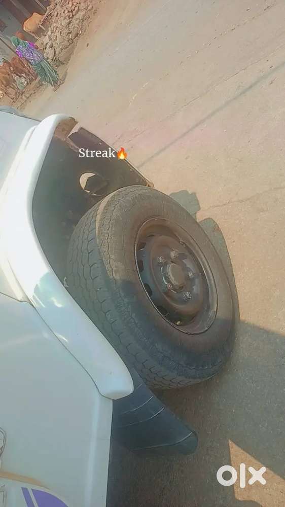 Bolero Maxitruck Mini Pic Up