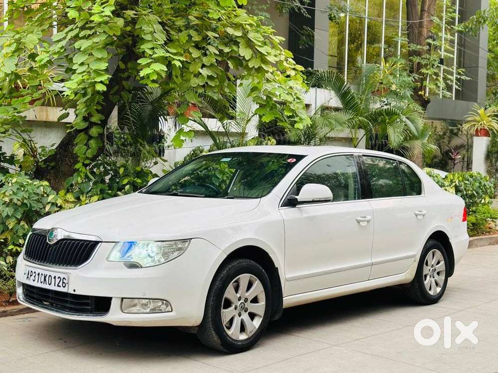 Skoda Superb 2.5 Elegance Tdi At, 2013, Diesel