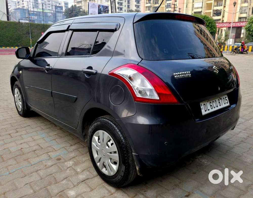 Maruti Suzuki Swift Lxi Option, 2017, Petrol