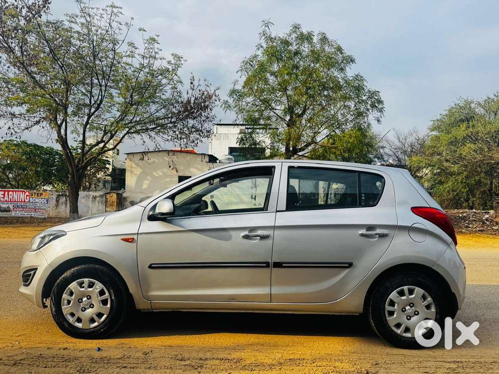 Hyundai I20 Magna 1.2 Mt, 2013, Petrol