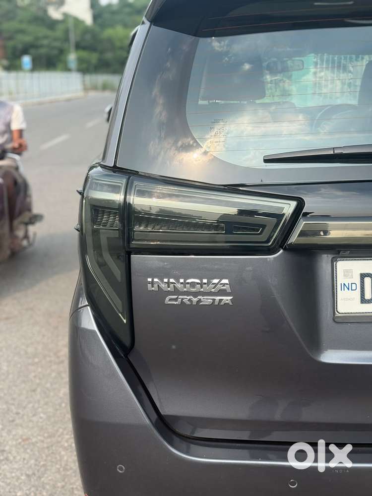Toyota Innova Crysta [2020-ongoing] 2.7 Zx At 7 Str, 2022, Petrol