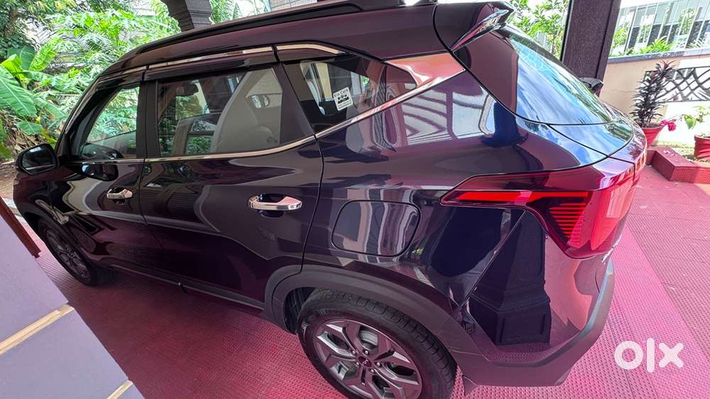 Lawyer&rsquo;s Vehicle Single Used Low Kilometer Driven.