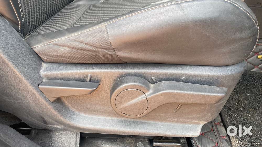 Mahindra Thar Lx Hard Top Petrol At Rwd, 2023, Petrol