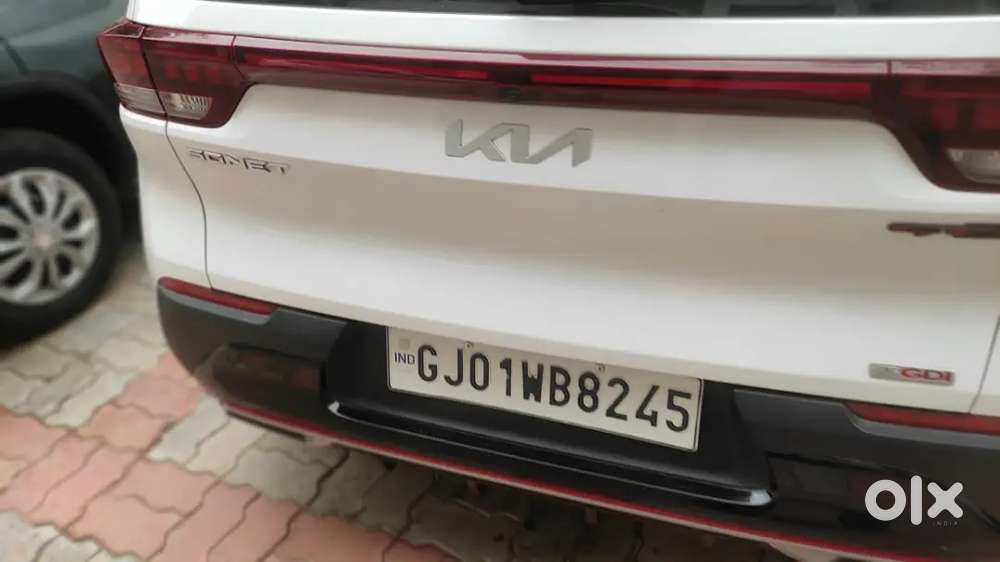 Kia Sonet 2021 Petrol 49k Km Driven, Top Model, Fully Automatic