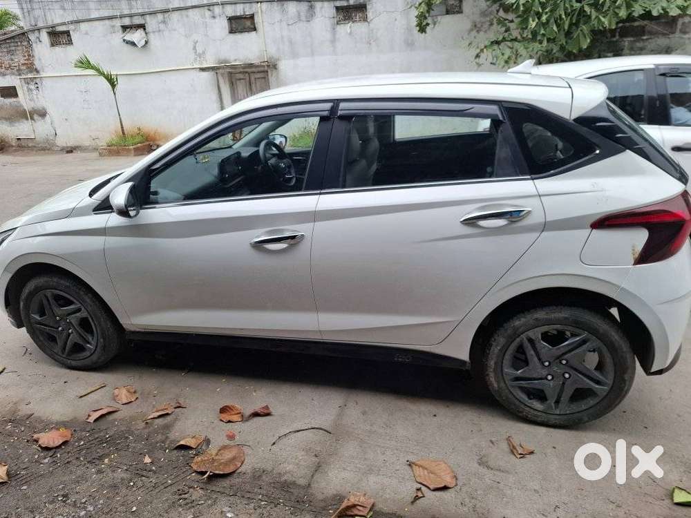 Hyundai New I20 1.5 Sportz Mt, 2023, Petrol