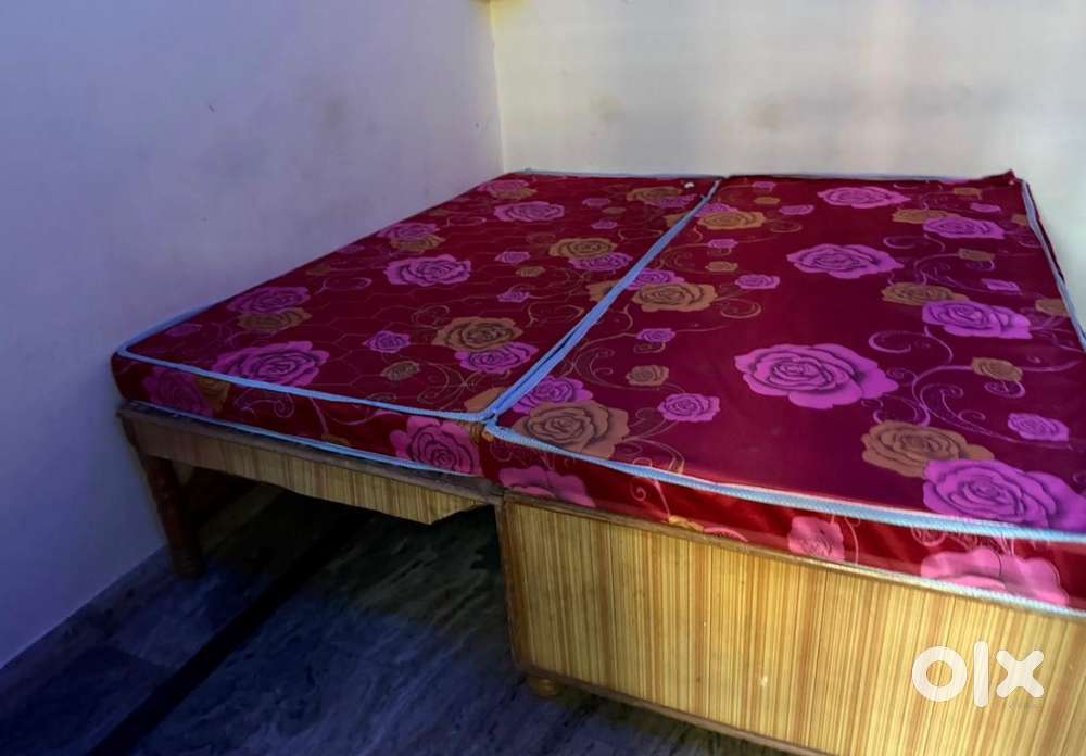 Diwan cum double bed with mattress