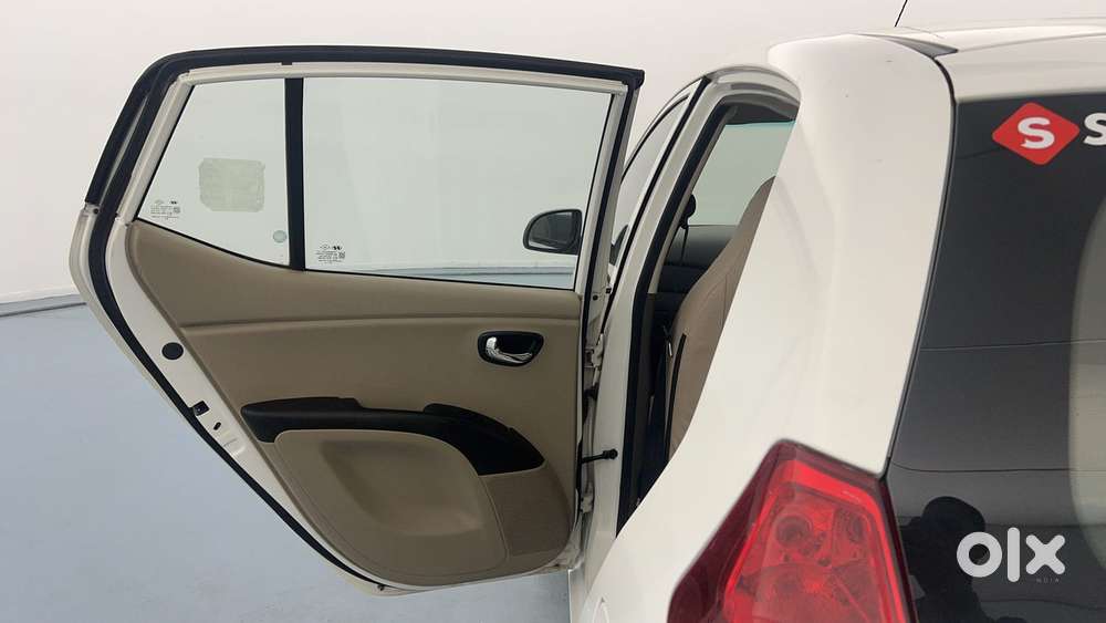 Hyundai I10 Sportz 1.1 Irde2, 2015, Petrol