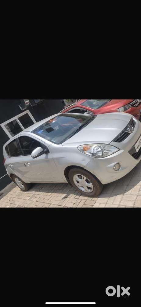 Hyundai Car Manual 2010