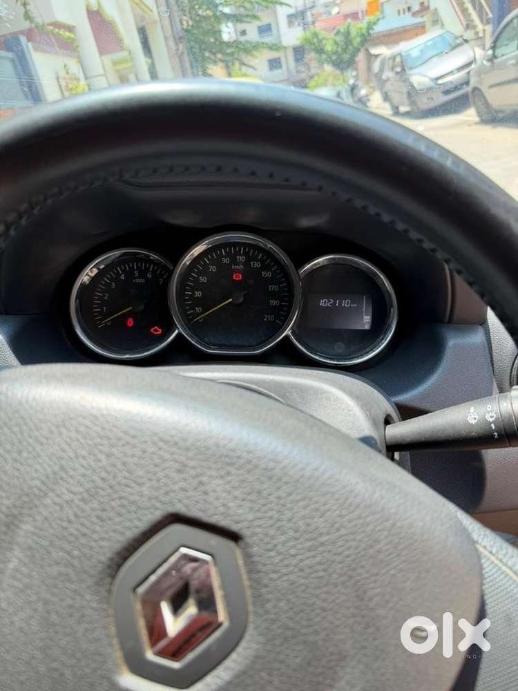 Renault Duster 2016 Diesel 102000 Km Driven
