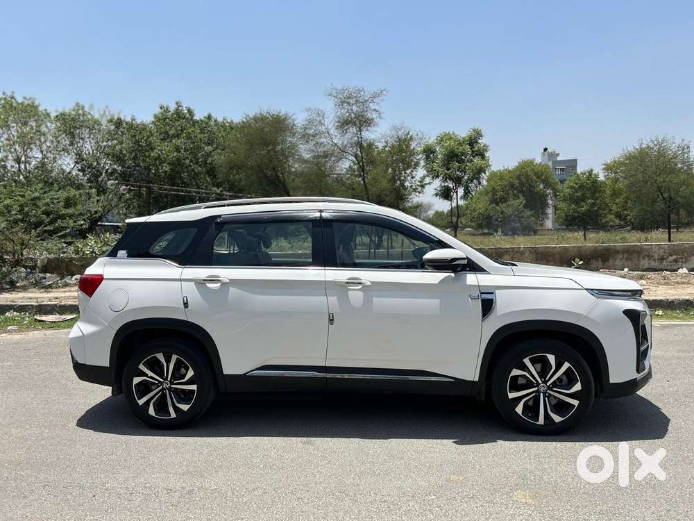 Mg Hector Plus Sharp Pro 1.5 Turbo Petrol Cvt 7 Str, 2024, Petrol