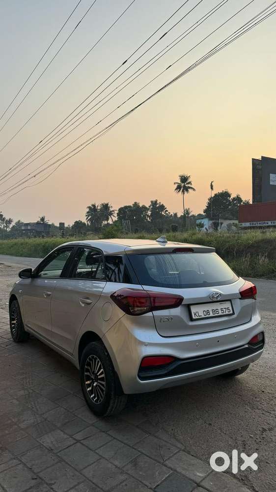 Hyundai I20 1.4 Magna At, 2018, Petrol