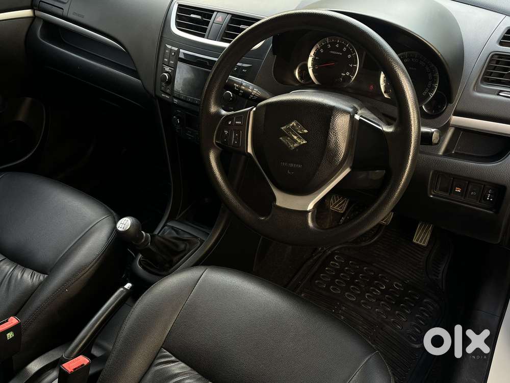 Maruti Suzuki Swift Vvt Zxi, 2014, Petrol