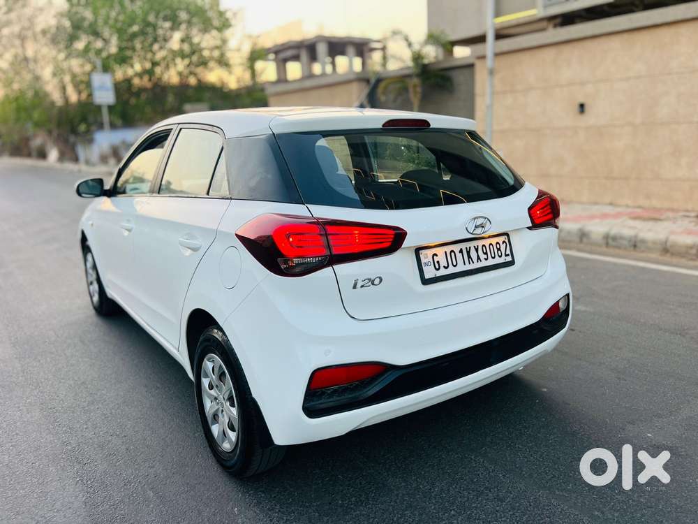 Hyundai I20 Sportz Plus, 2020, Cng & Hybrids