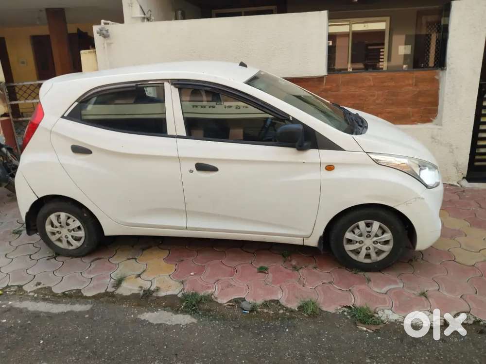 Hyundai Eon Era 2013 Petrol