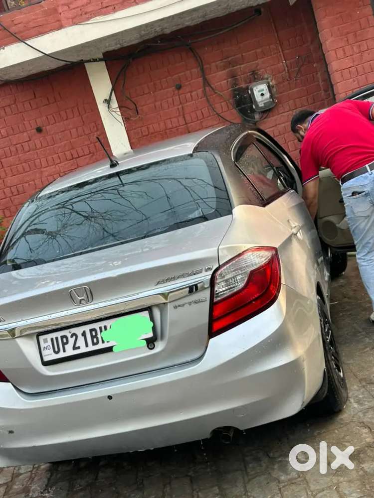 Honda Amaze 2016 Petrol Well Maintained