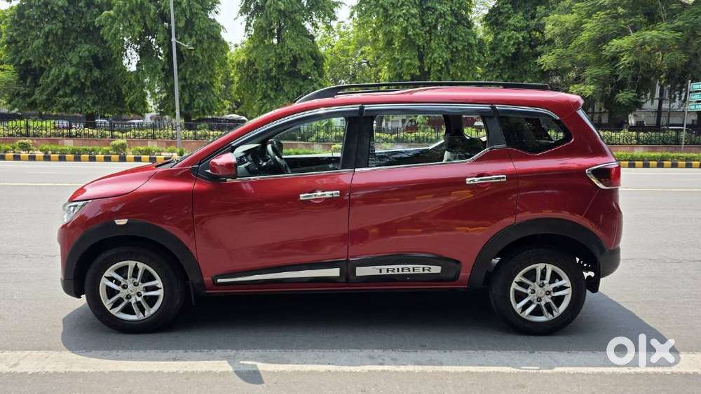Renault Triber Rxt, 2020, Petrol