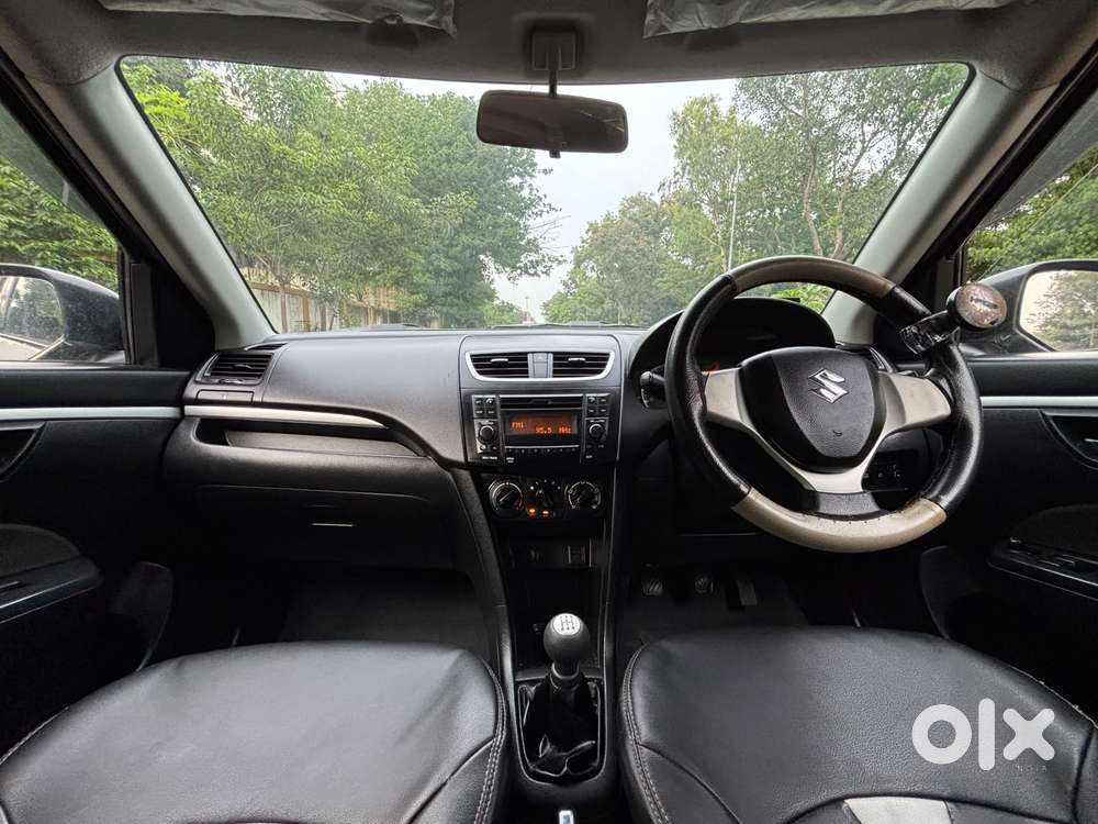 Maruti Suzuki Swift Vxi + Manual, 2014, Petrol