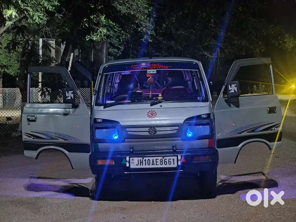 Petrol+lpg (30-35km/l) 8seater All Paper Ok