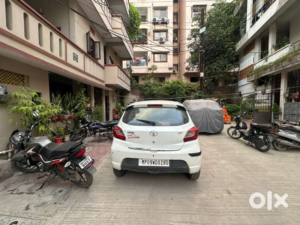 Tata Tiago Petrol 2019