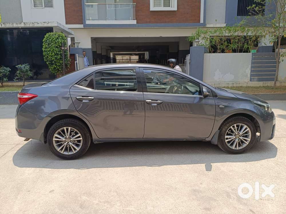 Toyota Corolla Altis, 2014, Petrol