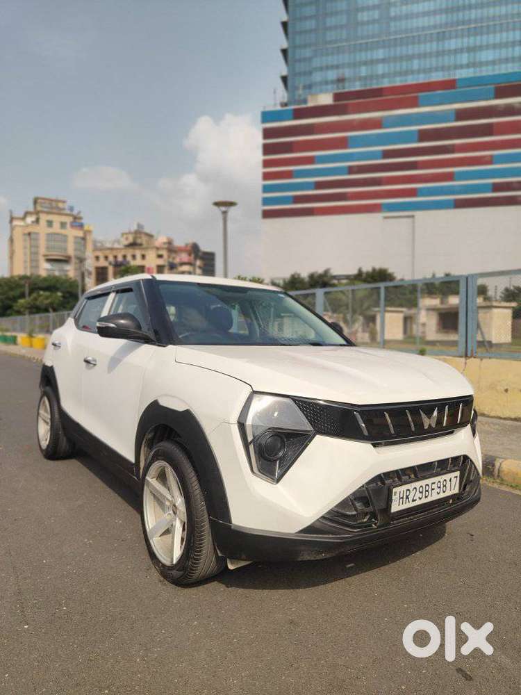 Mahindra Xuv 3xo, 2025