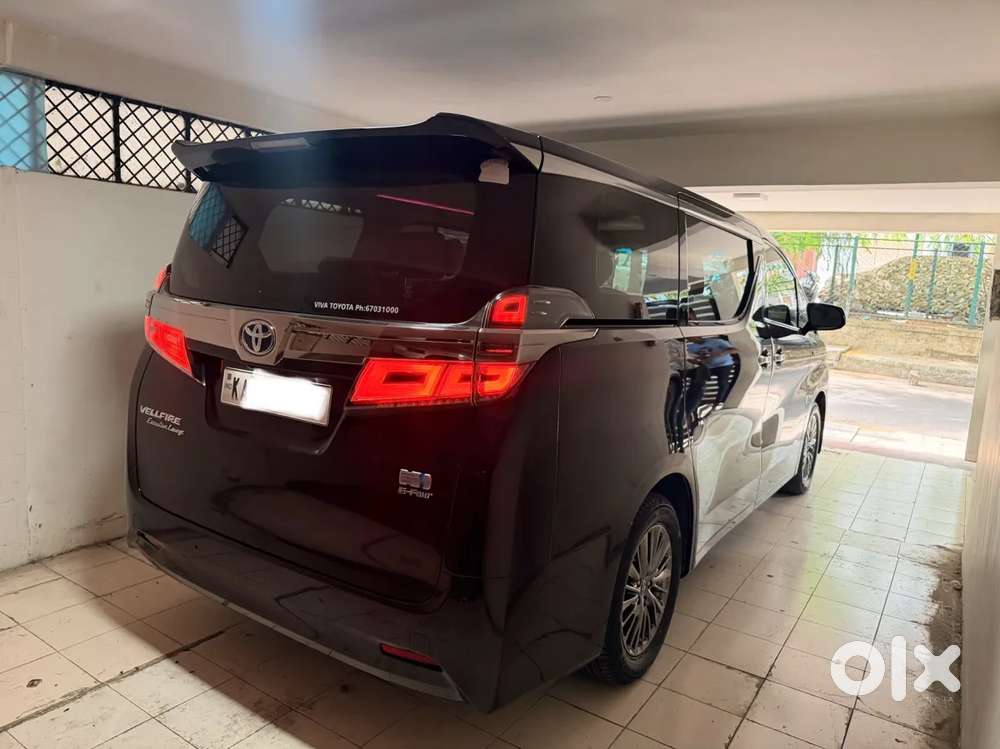 Toyota Vellfire, 2020, Petrol