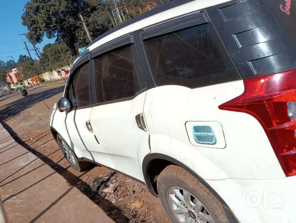 Mahindra Xuv  Model W10