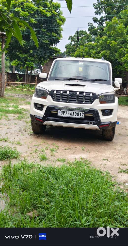 Mahindra Scorpio 2017 Diesel 150000 Km Driven