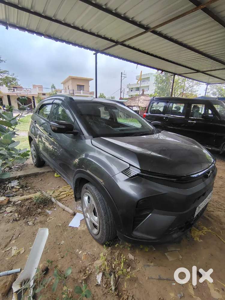 Tata Nexon 2024 Petrol Automatic