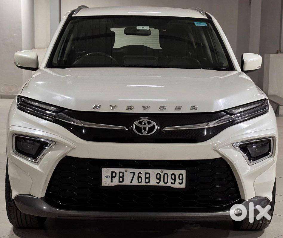 Toyota Urban Cruiser Hyryder, 2022, Petrol