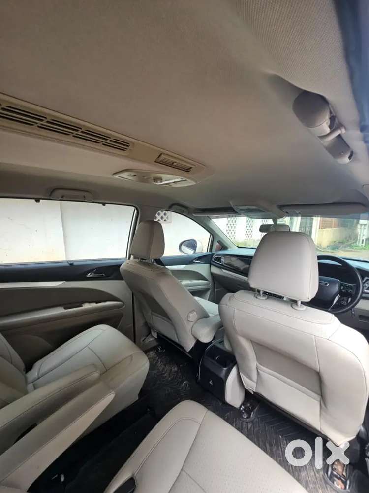 Mahindra Marazzo Top Of The Line 2019 Mfg & Regd