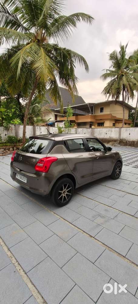 Maruti Suzuki Swift Vxi + Manual, 2019, Petrol