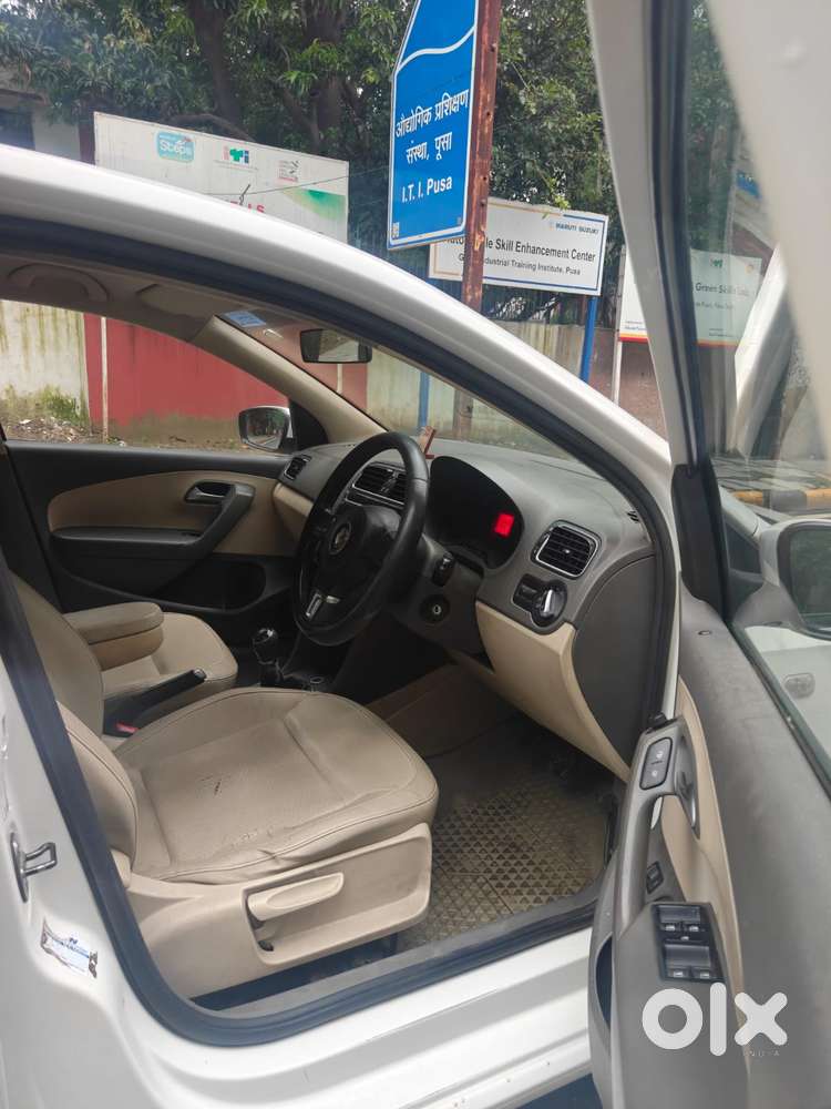 Volkswagen Vento Petrol Highline, 2013, Petrol