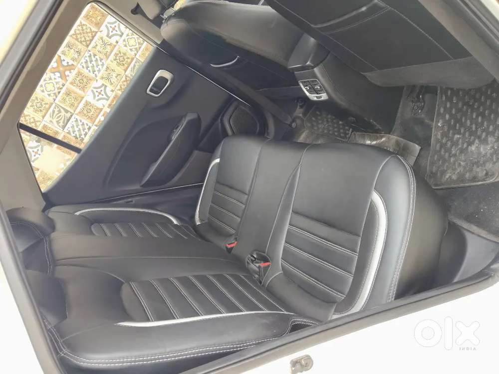Hyundai Venue Petrol 2019