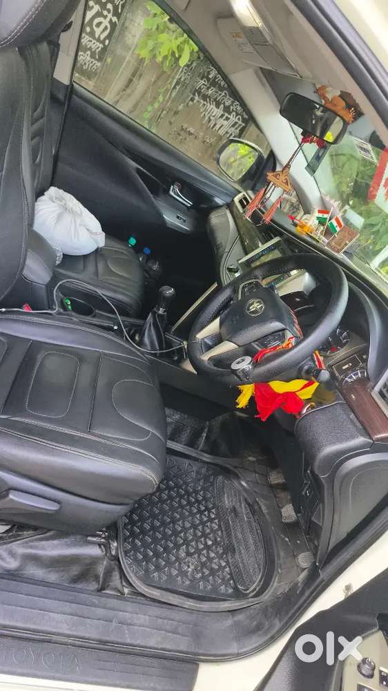 Toyota Innova Crysta 2019