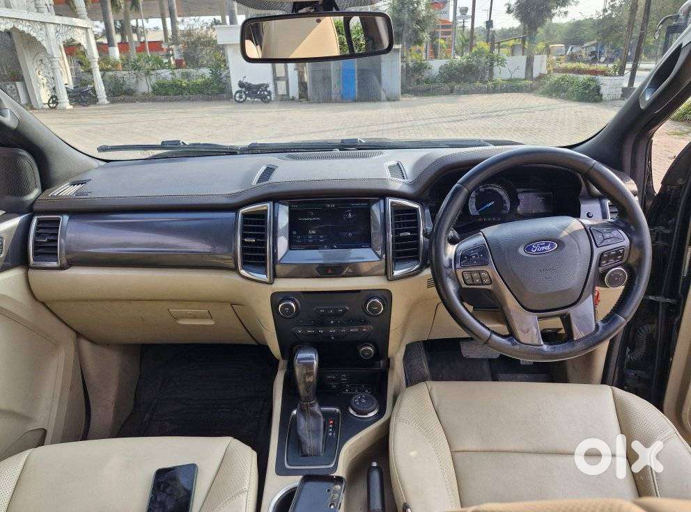 Ford Endeavour 3.2 Titanium At 4x4, 2016, Diesel