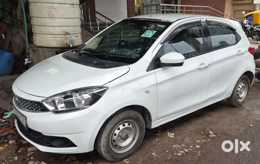 Tata Tiago 1.2 Revotron Xe Option, 2016, Petrol