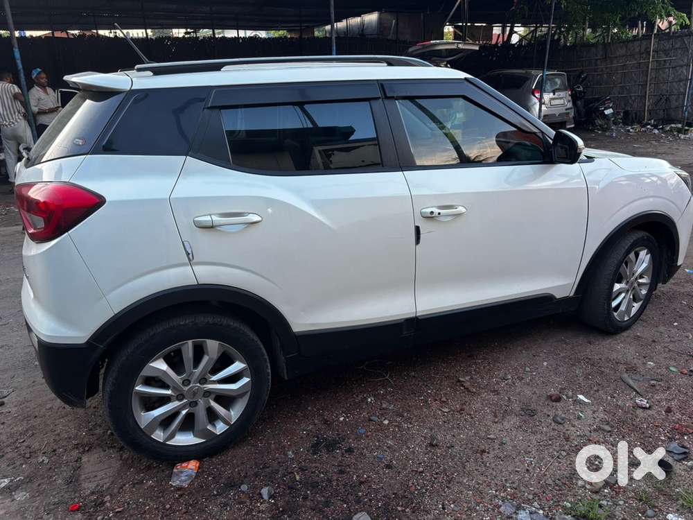 Mahindra Xuv300 2021 Petrol Well Maintained