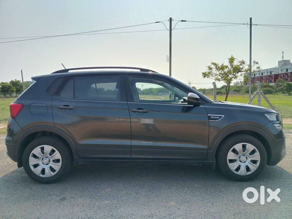 Skoda Kushaq 1.0 Tsi Active, 2022, Petrol